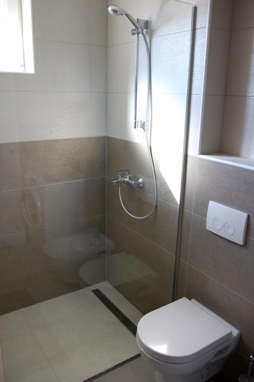 Apartments Plavi&Zuti Zaboric Bilik gambar