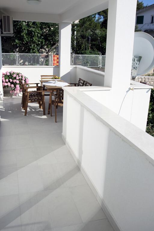 Apartments Plavi&Zuti Zaboric Bilik gambar