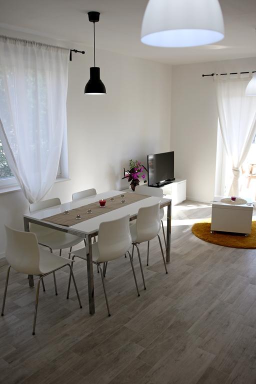 Apartments Plavi&Zuti Zaboric Bilik gambar