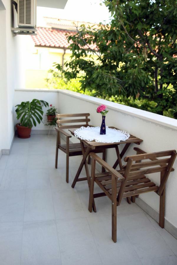 Apartments Plavi&Zuti Zaboric Luaran gambar