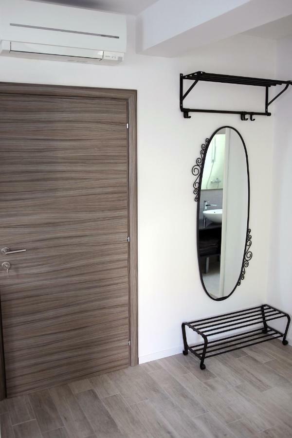 Apartments Plavi&Zuti Zaboric Luaran gambar